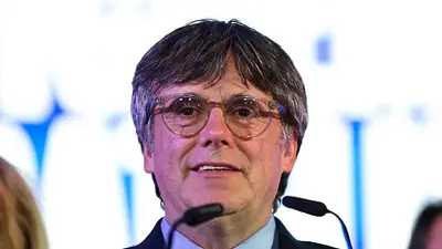 Puigdemont sigue decidido a volver a España pese a enfrentar una probable detención Puigdemont sigue decidido a volver a España pese a enfrentar una probable detención