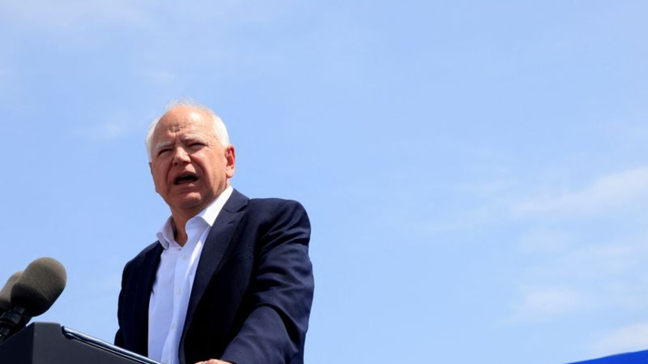 Walz como compañero de Harris muestra el auge de la economía progresista en EEUU