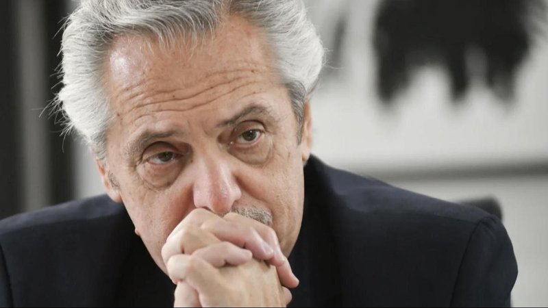 La Justicia ordenó un allanamiento en el departamento de Alberto Fernández