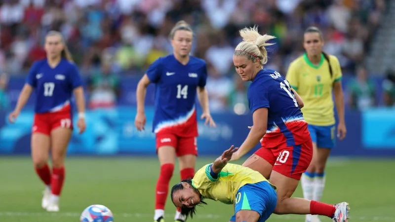 EEUU vence 1-0 a Brasil y vuelve a ganar el oro olímpico en el fútbol femenino