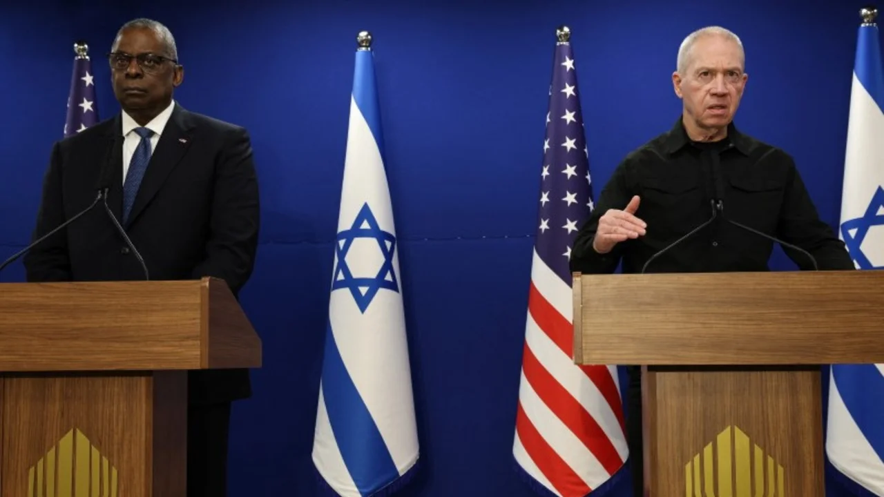 El ministro israelí de Defensa dice a EEUU que espera un ataque iraní a gran escala, según Axios