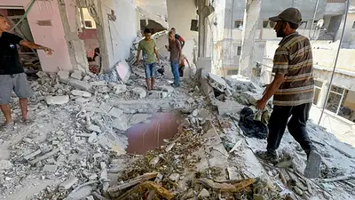 Israel mantiene sus ataques en Gaza mientras crece el temor a una guerra más amplia Israel mantiene sus ataques en Gaza mientras crece el temor a una guerra más amplia