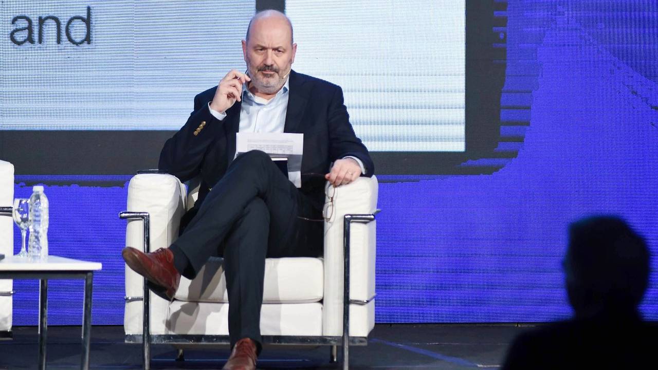 Peligran más de 5 mil empleos en la agencia de Vialidad que eliminó Milei: Sturzenegger dijo que analizarán cada caso