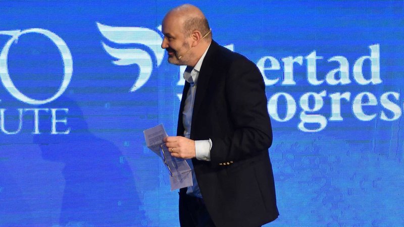 Pasan a disponibilidad a 150 empleados de planta permanente del Ministerio de Economía