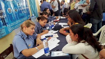 Todos Unidos: llegan dos nuevas ediciones del programa formoseño que brinda asistencia gratuita en los barrios Todos Unidos: llegan dos nuevas ediciones del programa formoseño que brinda asistencia gratuita en los barrios