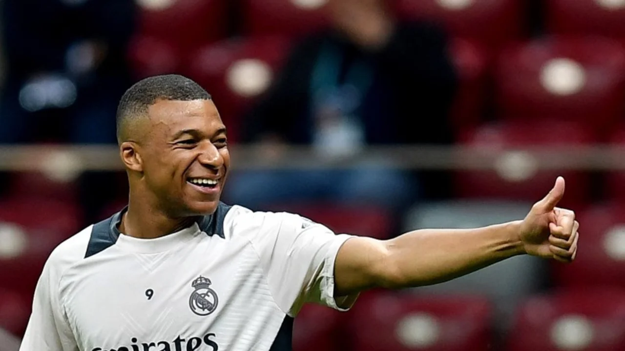 Ancelotti, hermético sobre el papel de Mbappé para el Madrid en la Supercopa de Europa