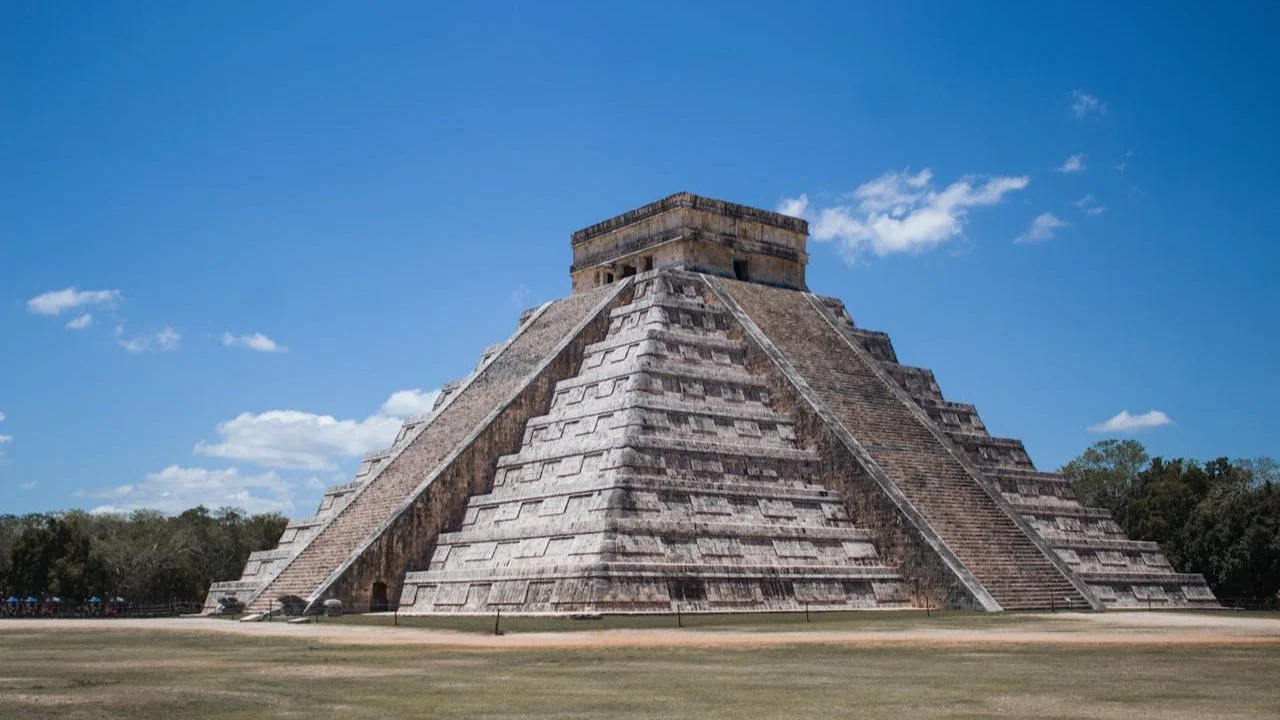 estos son los misterios de los mayas