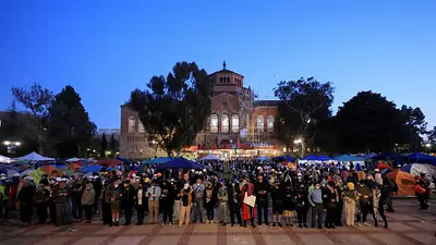 La Universidad de California debe proteger el acceso de los estudiantes judíos al campus, según juez La Universidad de California debe proteger el acceso de los estudiantes judíos al campus, según juez