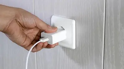 Por qué hay que desenchufar electrodomésticos antes de irse a dormir. Por qué hay que desenchufar electrodomésticos antes de irse a dormir.