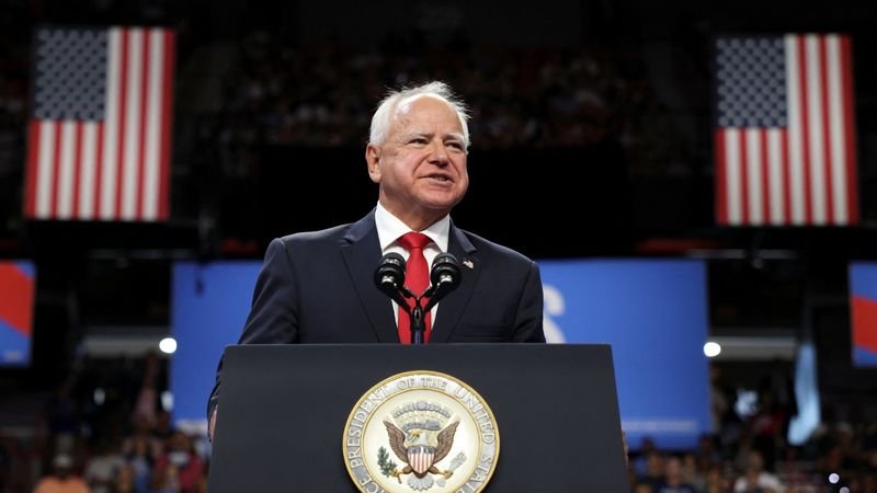 Walz, candidato demócrata a la vicepresidencia de EEUU, acepta debatir con Vance el 1 de octubre