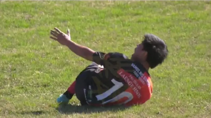  Conmoción en el fútbol argentino por una patada que terminó en fractura de tibia y peroné