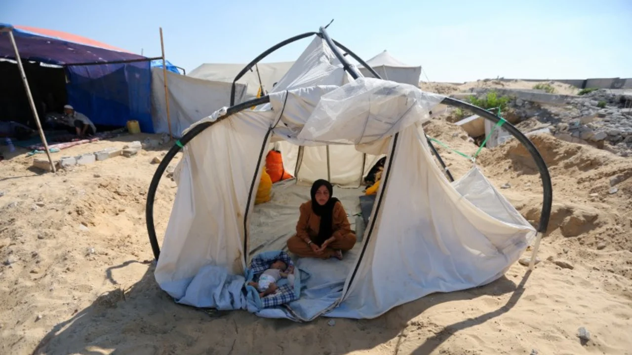 El ejército israelí ordena nuevas evacuaciones en Gaza mientras continúan los combates