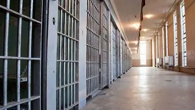 Secuestraron 42 celulares en un pabellón de Bouwer: presos subían “selfies" a las redes Secuestraron 42 celulares en un pabellón de Bouwer: presos subían “selfies" a las redes