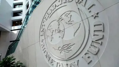 Con dólares del FMI: este viernes se paga un fuerte vencimiento al organismo Con dólares del FMI: este viernes se paga un fuerte vencimiento al organismo