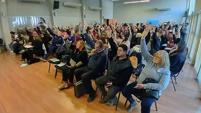 La UEPC aceptó la oferta salarial docente de Llayora: cuál fue la propuesta La UEPC aceptó la oferta salarial docente de Llayora: cuál fue la propuesta