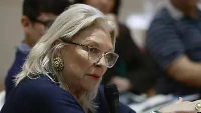 Carrió: "La pelea narco en Rosario frenó porque las bandas se unieron" Carrió: "La pelea narco en Rosario frenó porque las bandas se unieron"