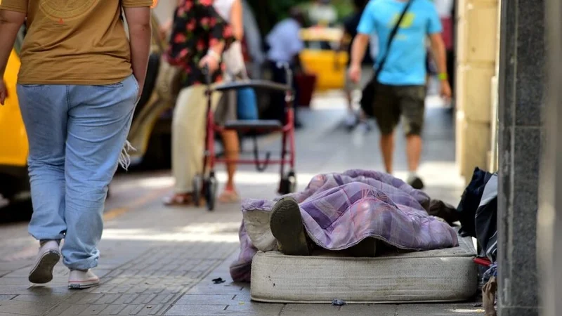 El ajuste de Milei pulveriza a la clase media de Córdoba: casi 100 mil personas cayeron en la pobreza