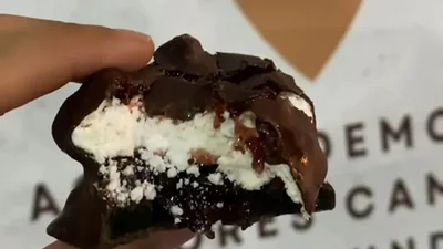 Un alfajor Sr Alfajor Un alfajor Sr Alfajor