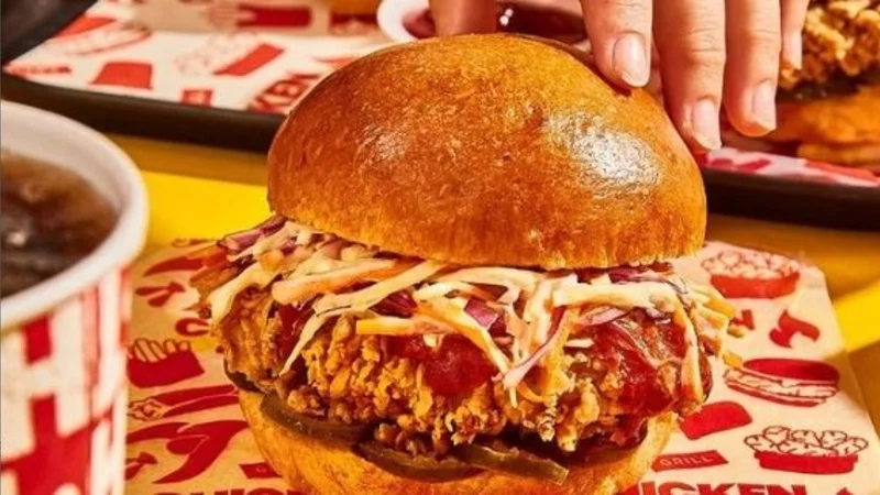 Imagen de la clásica hamburguesa de pollo frito