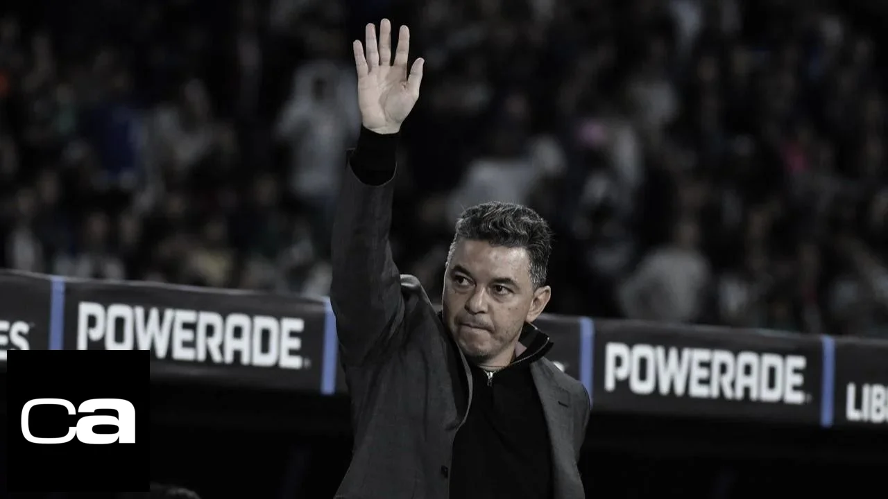 Fotografía del director técnico Marcelo Gallardo 