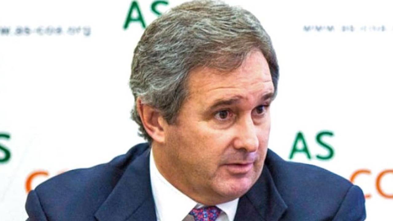 Con 7 meses de demora, el secretario de Finanzas presentó su DDJJ: las incongruencias
