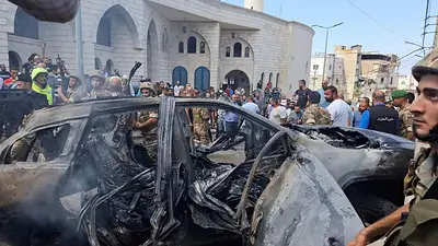 Israel dice bombardeó depósitos de armas de Hezbolá en Líbano, el grupo afirma que devolvió el golpe Israel dice bombardeó depósitos de armas de Hezbolá en Líbano, el grupo afirma que devolvió el golpe
