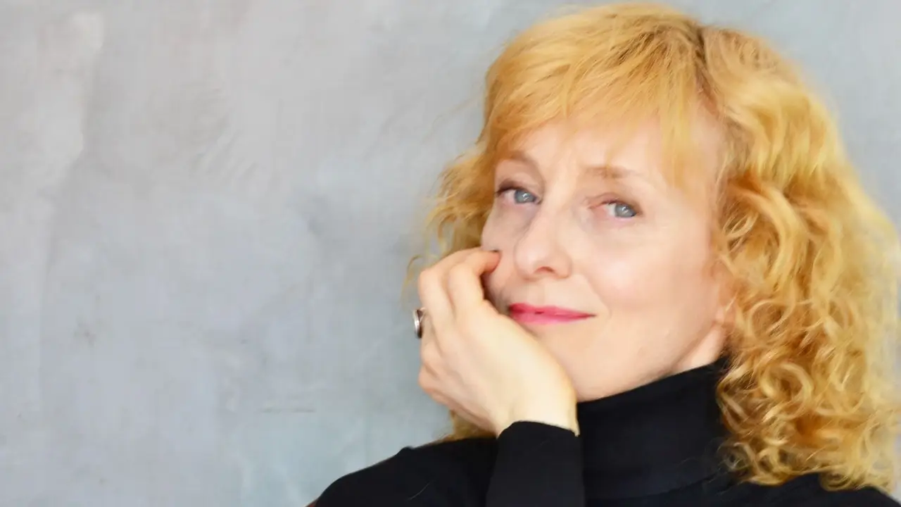 Mara Bestelli.