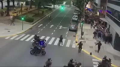 Represión de junio frente al Congreso: el video que desmiente la versión del Gobierno Represión de junio frente al Congreso: el video que desmiente la versión del Gobierno