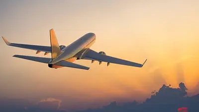 Avión. Avión.