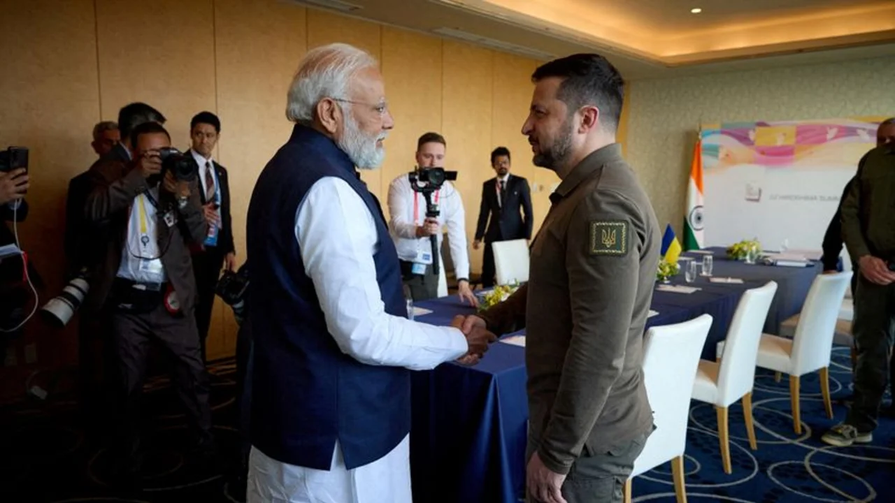 El primer ministro indio Modi llega a Kiev para reunirse con el presidente ucraniano Zelenski