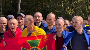 Rusia y Ucrania intercambian 115 prisioneros