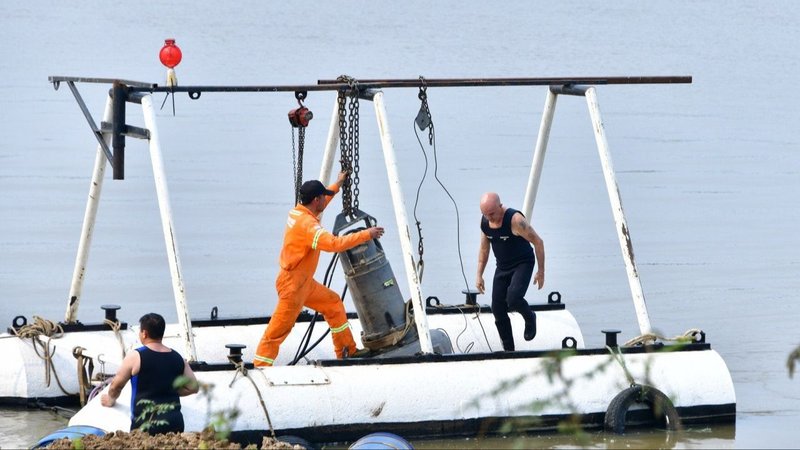 Ante la bajada del Río Paraguay, el Gobierno de Formosa avanza con obras para combatir la sequía