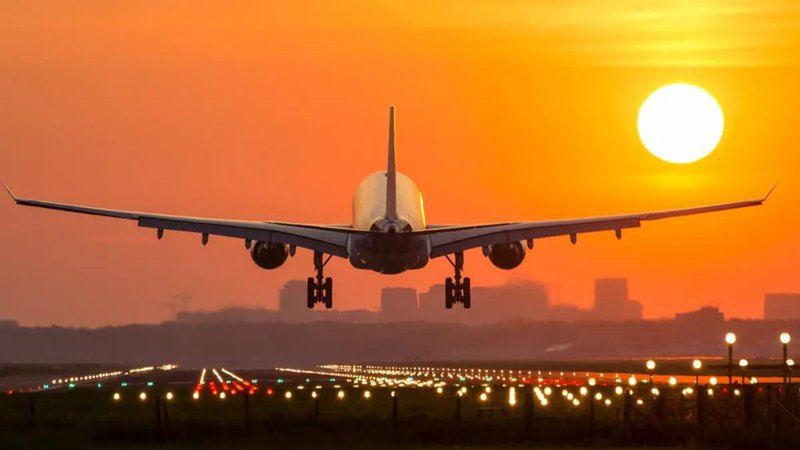 Avión despegando