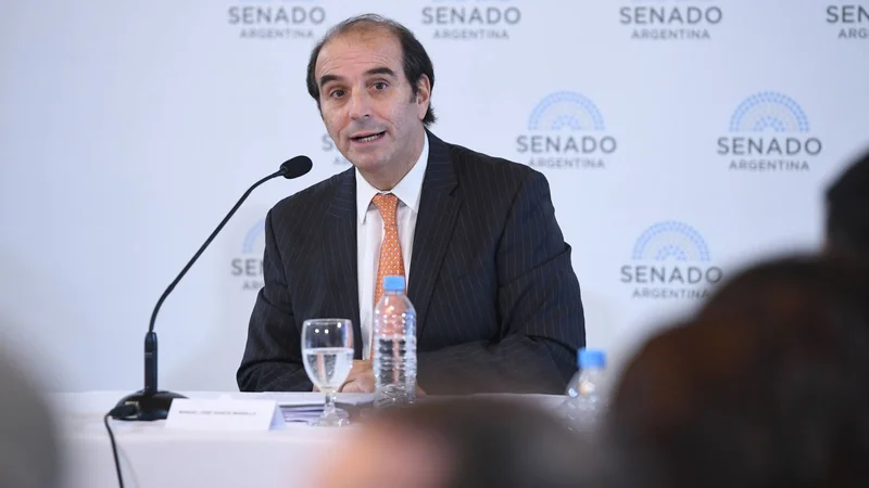 ATE se movilizará a Tribunales para pedir por la salida de García-Mansilla de la Corte ATE se movilizará a Tribunales para pedir por la salida de García-Mansilla de la Corte