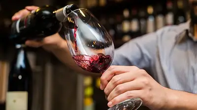 Golpe a la economía: el consumo de vino riojano se desplomó un 15,2% Golpe a la economía: el consumo de vino riojano se desplomó un 15,2%