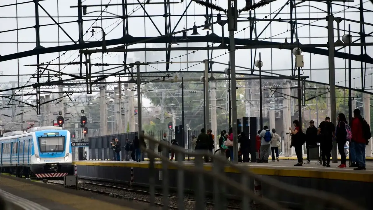 Servicio hasta La Plata de la línea Roca del tren