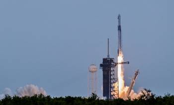 SpaceX lanza una tripulación conjunta de astronautas a la EEI en la misión Crew-11 de la NASA | Espacio