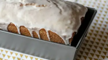 Budín de la abuela en 13 minutos: la receta fácil de Claudia Villafañe 