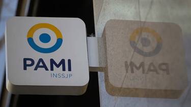 PAMI eliminó la intermediación del Colegio de Bioquímicos en CABA