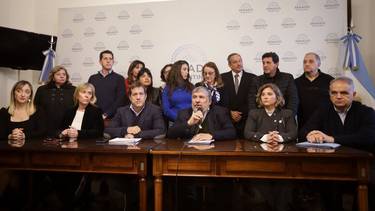 Unión por la Patria advirtió sobre un posible "nuevo Kueider" que sostenga los vetos en el Congreso