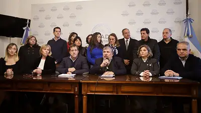 Unión por la Patria advirtió sobre un posible "nuevo Kueider" que sostenga los vetos en el Congreso Unión por la Patria advirtió sobre un posible "nuevo Kueider" que sostenga los vetos en el Congreso