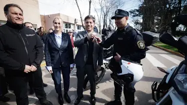 Kicillof fortalece la seguridad en el cornubano bonaerense
