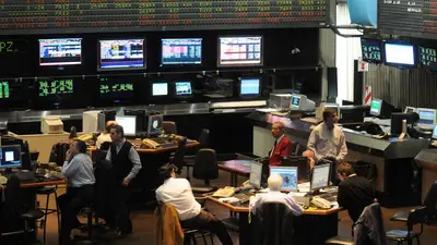El mercado se esperanzó con el blindaje de EEUU y subieron bonos y cayó el riesgo país El mercado se esperanzó con el blindaje de EEUU y subieron bonos y cayó el riesgo país