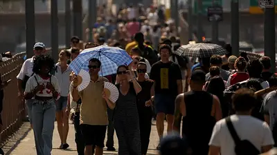 Trump ordena al Departamento de Comercio crear un nuevo censo en EEUU Trump ordena al Departamento de Comercio crear un nuevo censo en EEUU