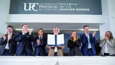 Llaryora apoyó a las universidades y afirmó que "sin educación, no hay progreso": el voto de los diputados cordobeses