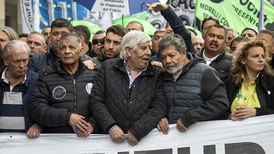 El documento de la CGT por San Cayetano: "No avalamos políticas que recorten derechos laborales" El documento de la CGT por San Cayetano: "No avalamos políticas que recorten derechos laborales"