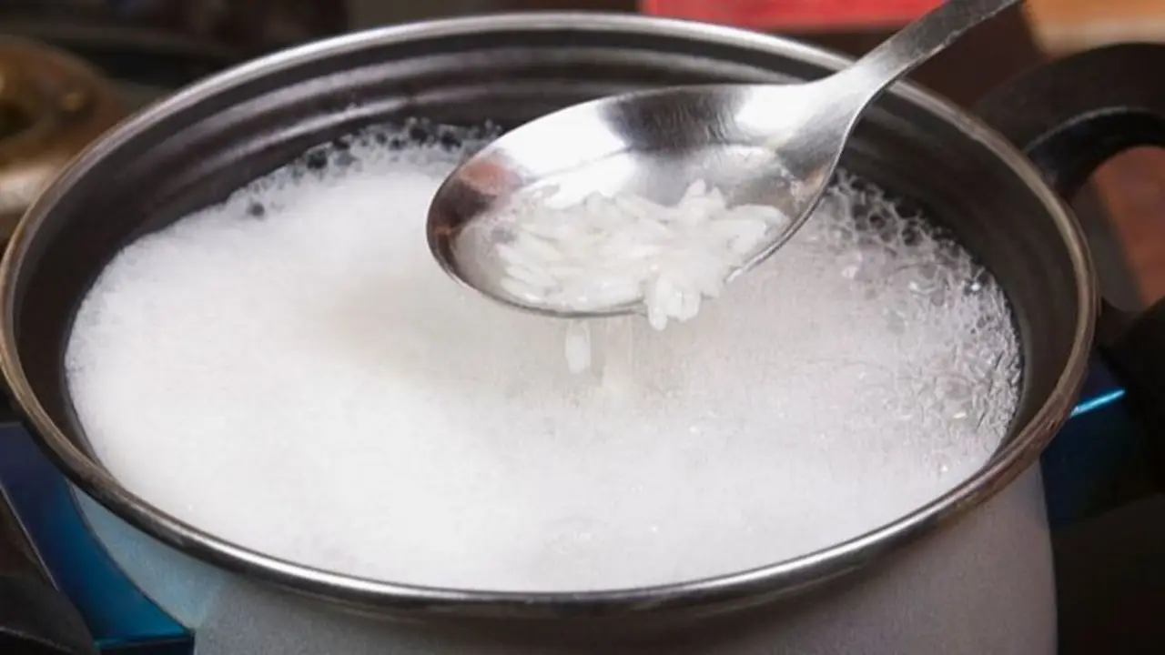 Qué es el agua de arroz.