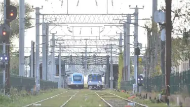 Apareció una figura en el Tren Roca y desató teorías paranormales