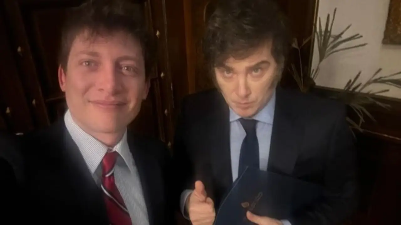Elecciones 2025: Con Santiago Caputo en la organización, La Libertad Avanza ultima los detalles del acto de Milei en La Plata