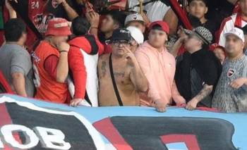 Murió el barra y ex Los Monos "Cascarita" Ramírez, tras ser baleado en su casa | Rosario